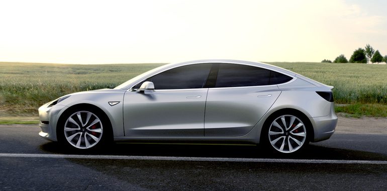 Tesla Model 3: el vehículo eléctrico que bate récords